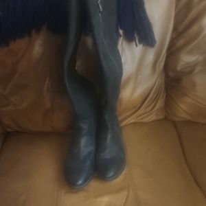 Women's Black Knee-High Boots